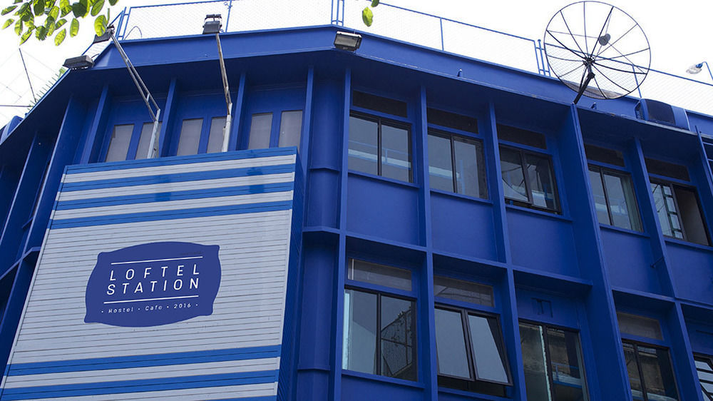 Loftel Station Hostel Bangkok Exterior foto